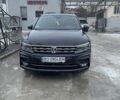 Черный Фольксваген Тигуан, объемом двигателя 2 л и пробегом 60 тыс. км за 30000 $, фото 1 на Automoto.ua