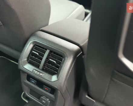 Чорний Фольксваген Тігуан, об'ємом двигуна 1.98 л та пробігом 258 тис. км за 23300 $, фото 32 на Automoto.ua