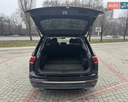 Чорний Фольксваген Тігуан, об'ємом двигуна 1.98 л та пробігом 105 тис. км за 20500 $, фото 12 на Automoto.ua