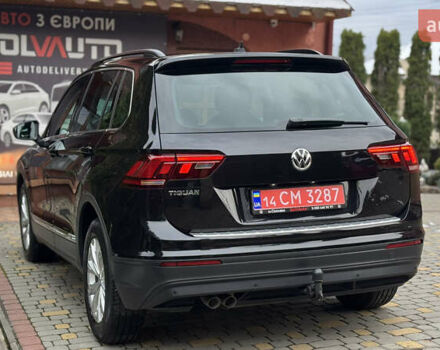 Чорний Фольксваген Тігуан, об'ємом двигуна 1.98 л та пробігом 258 тис. км за 23300 $, фото 6 на Automoto.ua
