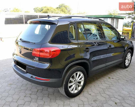 Черный Фольксваген Тигуан, объемом двигателя 2 л и пробегом 84 тыс. км за 17400 $, фото 7 на Automoto.ua