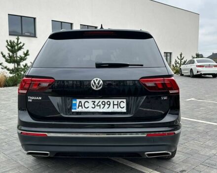 Чорний Фольксваген Тігуан, об'ємом двигуна 2 л та пробігом 271 тис. км за 16499 $, фото 6 на Automoto.ua