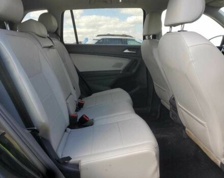 Черный Фольксваген Тигуан, объемом двигателя 2 л и пробегом 65 тыс. км за 4000 $, фото 9 на Automoto.ua