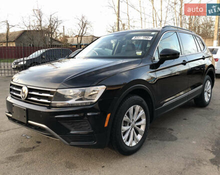 Черный Фольксваген Тигуан, объемом двигателя 2 л и пробегом 188 тыс. км за 12890 $, фото 5 на Automoto.ua