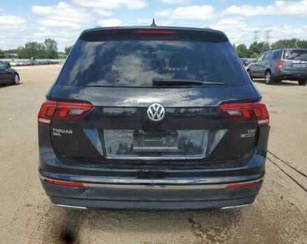 Черный Фольксваген Тигуан, объемом двигателя 2 л и пробегом 65 тыс. км за 4000 $, фото 5 на Automoto.ua
