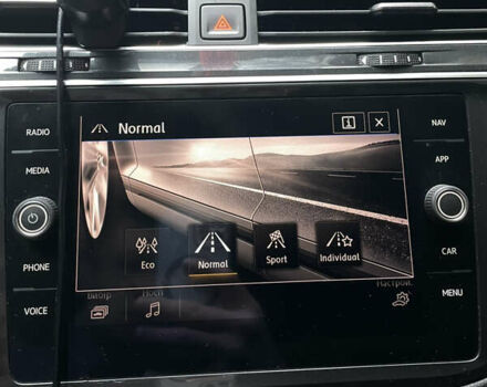 Чорний Фольксваген Тігуан, об'ємом двигуна 1.98 л та пробігом 105 тис. км за 20500 $, фото 43 на Automoto.ua