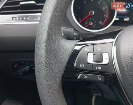 Черный Фольксваген Тигуан, объемом двигателя 2 л и пробегом 149 тыс. км за 16800 $, фото 57 на Automoto.ua