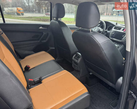 Чорний Фольксваген Тігуан, об'ємом двигуна 1.98 л та пробігом 105 тис. км за 20500 $, фото 15 на Automoto.ua