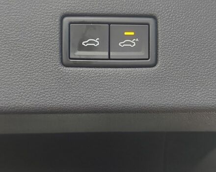 Чорний Фольксваген Тігуан, об'ємом двигуна 2 л та пробігом 260 тис. км за 24950 $, фото 18 на Automoto.ua