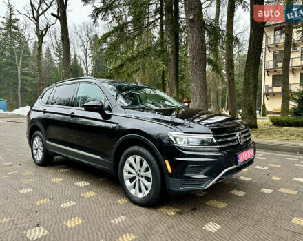Чорний Фольксваген Тігуан, об'ємом двигуна 2 л та пробігом 186 тис. км за 17300 $, фото 9 на Automoto.ua