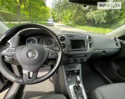 Черный Фольксваген Тигуан, объемом двигателя 2 л и пробегом 91 тыс. км за 12900 $, фото 10 на Automoto.ua