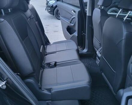 Чорний Фольксваген Тігуан, об'ємом двигуна 2 л та пробігом 101 тис. км за 21000 $, фото 14 на Automoto.ua