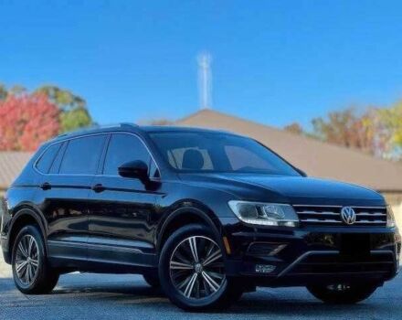 Черный Фольксваген Тигуан, объемом двигателя 2 л и пробегом 89 тыс. км за 11000 $, фото 2 на Automoto.ua