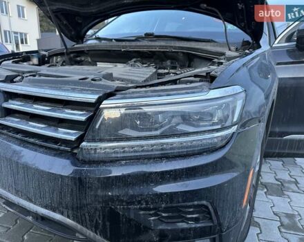 Черный Фольксваген Тигуан, объемом двигателя 2 л и пробегом 94 тыс. км за 17260 $, фото 13 на Automoto.ua