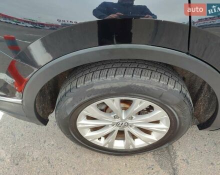 Черный Фольксваген Тигуан, объемом двигателя 1.98 л и пробегом 141 тыс. км за 16900 $, фото 85 на Automoto.ua