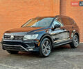 Чорний Фольксваген Тігуан, об'ємом двигуна 2 л та пробігом 157 тис. км за 17000 $, фото 1 на Automoto.ua