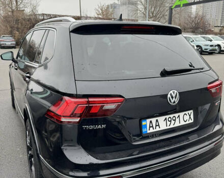 Черный Фольксваген Тигуан, объемом двигателя 2 л и пробегом 92 тыс. км за 21900 $, фото 5 на Automoto.ua