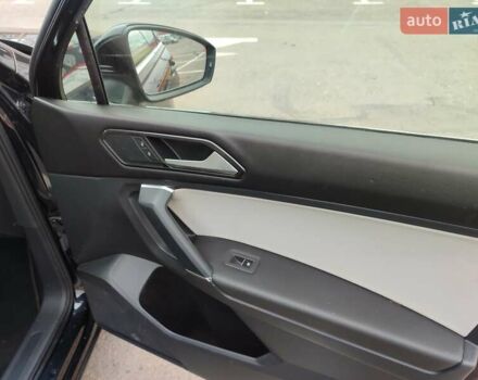 Черный Фольксваген Тигуан, объемом двигателя 1.98 л и пробегом 141 тыс. км за 16900 $, фото 65 на Automoto.ua