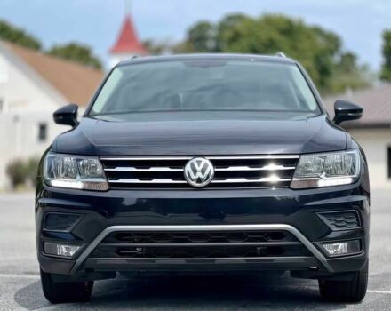 Чорний Фольксваген Тігуан, об'ємом двигуна 2 л та пробігом 37 тис. км за 4000 $, фото 1 на Automoto.ua