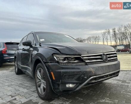 Черный Фольксваген Тигуан, объемом двигателя 2 л и пробегом 94 тыс. км за 17260 $, фото 4 на Automoto.ua