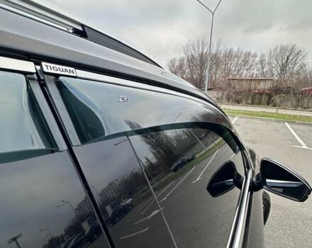 Черный Фольксваген Тигуан, объемом двигателя 1.98 л и пробегом 80 тыс. км за 25000 $, фото 22 на Automoto.ua