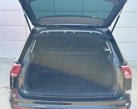 Черный Фольксваген Тигуан, объемом двигателя 1.98 л и пробегом 220 тыс. км за 22000 $, фото 3 на Automoto.ua