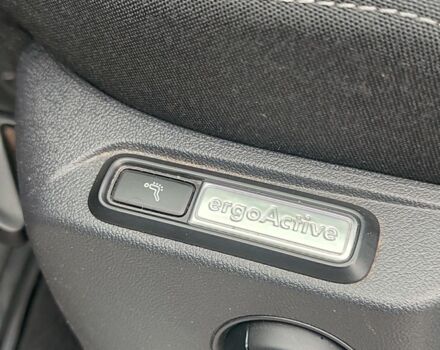 Чорний Фольксваген Тігуан, об'ємом двигуна 2 л та пробігом 260 тис. км за 24950 $, фото 14 на Automoto.ua