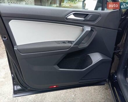 Черный Фольксваген Тигуан, объемом двигателя 2 л и пробегом 149 тыс. км за 16800 $, фото 31 на Automoto.ua