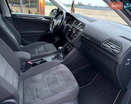 Чорний Фольксваген Тігуан, об'ємом двигуна 1.98 л та пробігом 235 тис. км за 21799 $, фото 33 на Automoto.ua