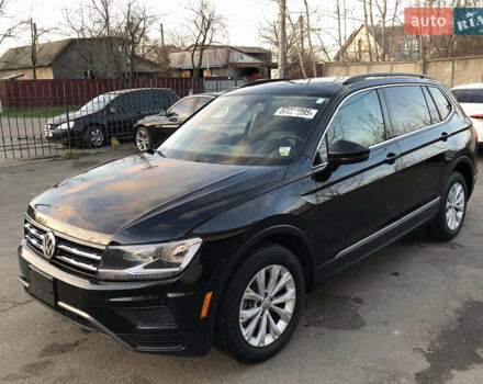 Черный Фольксваген Тигуан, объемом двигателя 2 л и пробегом 188 тыс. км за 12890 $, фото 81 на Automoto.ua