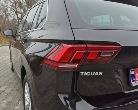 Черный Фольксваген Тигуан, объемом двигателя 1.98 л и пробегом 198 тыс. км за 21950 $, фото 20 на Automoto.ua