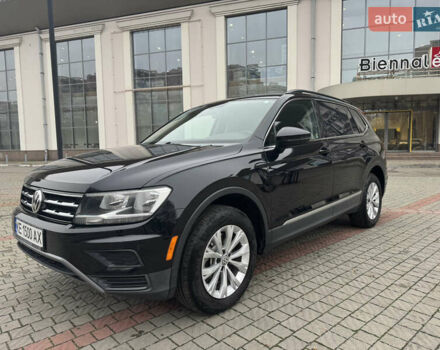 Чорний Фольксваген Тігуан, об'ємом двигуна 1.98 л та пробігом 105 тис. км за 20500 $, фото 2 на Automoto.ua