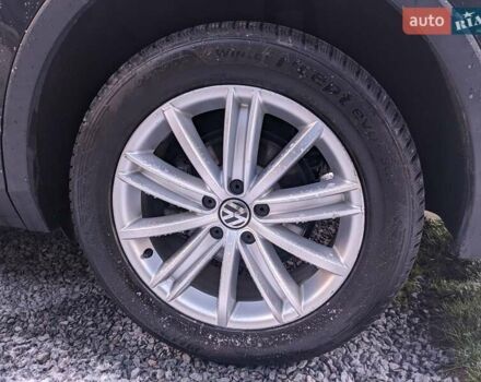 Черный Фольксваген Тигуан, объемом двигателя 1.98 л и пробегом 125 тыс. км за 25900 $, фото 10 на Automoto.ua