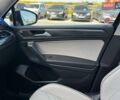 Черный Фольксваген Тигуан, объемом двигателя 2 л и пробегом 161 тыс. км за 25690 $, фото 31 на Automoto.ua