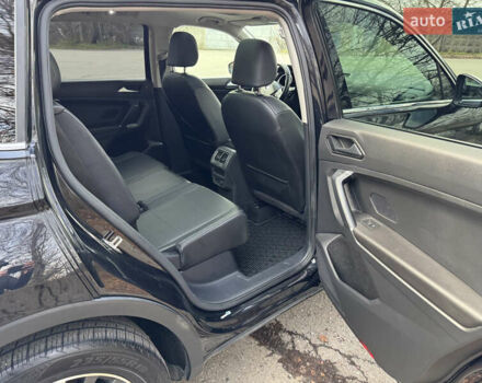 Черный Фольксваген Тигуан, объемом двигателя 2 л и пробегом 183 тыс. км за 19700 $, фото 13 на Automoto.ua