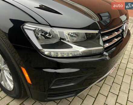 Черный Фольксваген Тигуан, объемом двигателя 2 л и пробегом 105 тыс. км за 16350 $, фото 37 на Automoto.ua