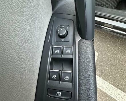 Черный Фольксваген Тигуан, объемом двигателя 1.98 л и пробегом 80 тыс. км за 25000 $, фото 40 на Automoto.ua