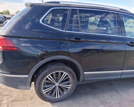 Черный Фольксваген Тигуан, объемом двигателя 2 л и пробегом 129 тыс. км за 13900 $, фото 8 на Automoto.ua