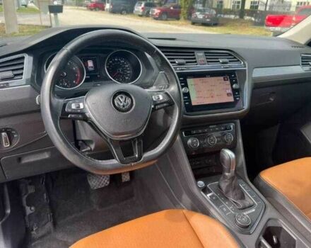 Чорний Фольксваген Тігуан, об'ємом двигуна 2 л та пробігом 34 тис. км за 4600 $, фото 7 на Automoto.ua