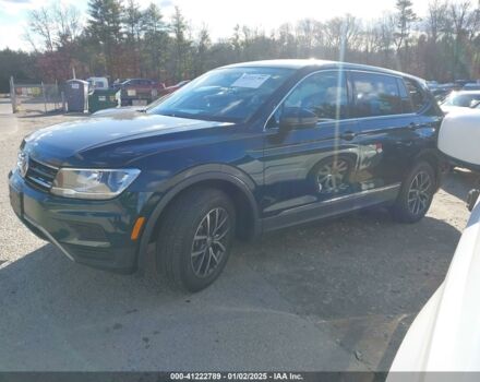 Черный Фольксваген Тигуан, объемом двигателя 2 л и пробегом 122 тыс. км за 13999 $, фото 2 на Automoto.ua