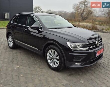 Черный Фольксваген Тигуан, объемом двигателя 1.98 л и пробегом 198 тыс. км за 21950 $, фото 7 на Automoto.ua