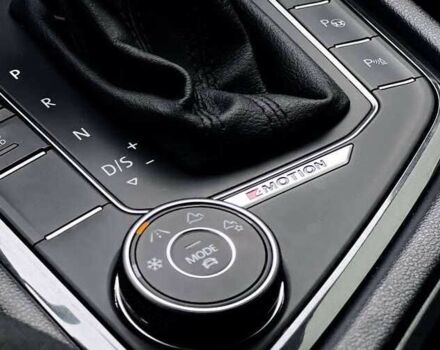 Чорний Фольксваген Тігуан, об'ємом двигуна 2 л та пробігом 150 тис. км за 23000 $, фото 8 на Automoto.ua