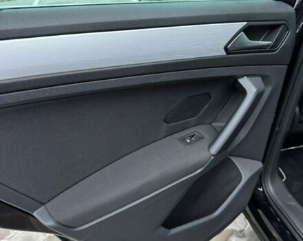 Черный Фольксваген Тигуан, объемом двигателя 2 л и пробегом 190 тыс. км за 23150 $, фото 22 на Automoto.ua