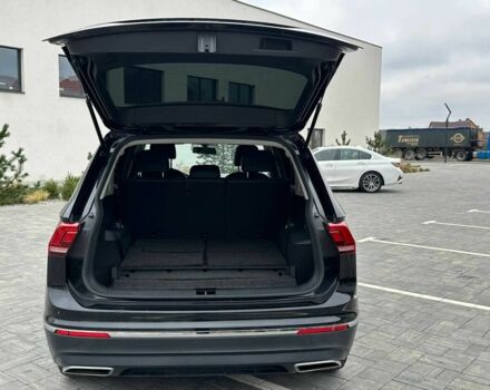 Чорний Фольксваген Тігуан, об'ємом двигуна 2 л та пробігом 271 тис. км за 16499 $, фото 14 на Automoto.ua