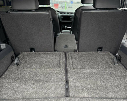 Черный Фольксваген Тигуан, объемом двигателя 1.98 л и пробегом 71 тыс. км за 18999 $, фото 28 на Automoto.ua