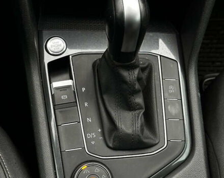 Черный Фольксваген Тигуан, объемом двигателя 1.98 л и пробегом 40 тыс. км за 21500 $, фото 9 на Automoto.ua