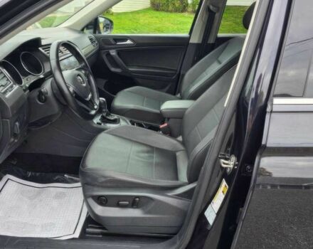 Черный Фольксваген Тигуан, объемом двигателя 2 л и пробегом 41 тыс. км за 8200 $, фото 6 на Automoto.ua