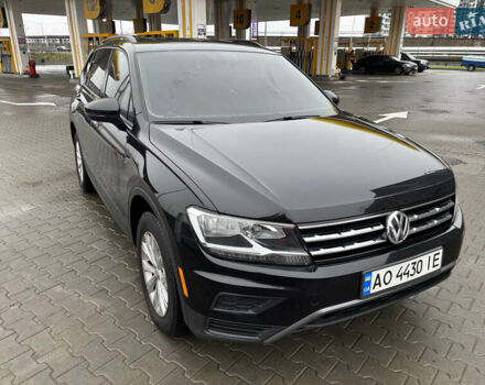 Чорний Фольксваген Тігуан, об'ємом двигуна 1.98 л та пробігом 175 тис. км за 14750 $, фото 5 на Automoto.ua