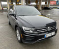Чорний Фольксваген Тігуан, об'ємом двигуна 1.98 л та пробігом 175 тис. км за 14750 $, фото 5 на Automoto.ua