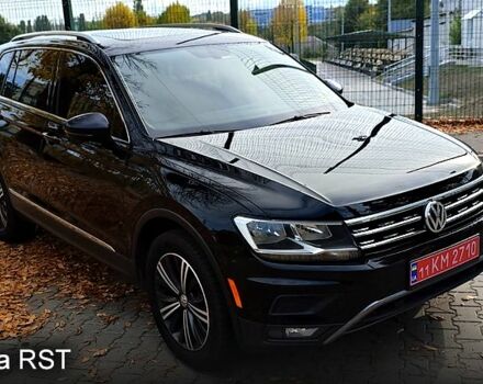 Черный Фольксваген Тигуан, объемом двигателя 2 л и пробегом 314 тыс. км за 15200 $, фото 6 на Automoto.ua